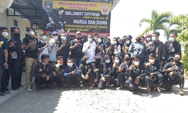 Calon Warga PSHT Pemalang Ikuti Vaksinasi Covid 19