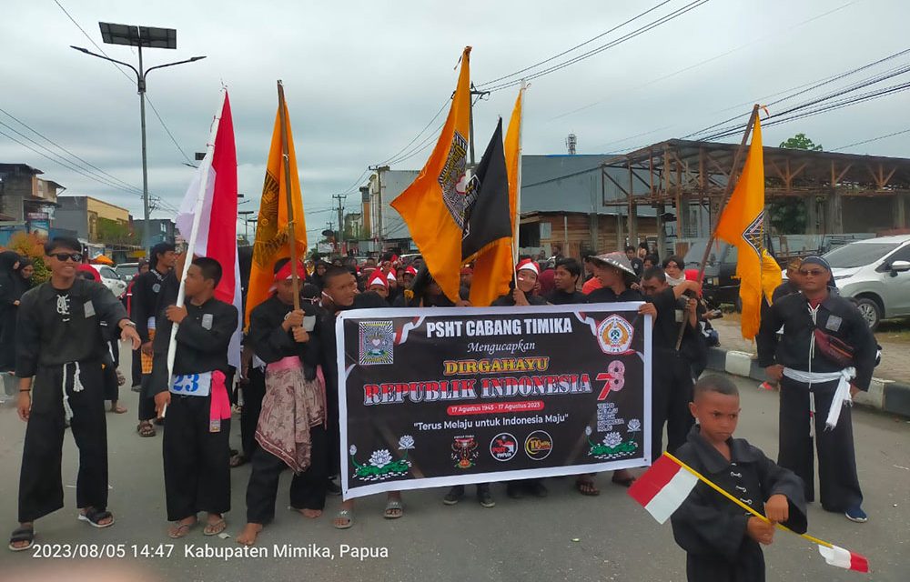 PSHT Cabang Mimika Papua Ikut Ramaikan Karnaval Peringatan HUT ke-78 RI