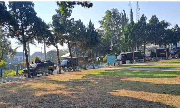 Pengamanan Rakernas PSHT, Satuan Brimob Polda Jatim Tiba di Lokasi Rakernas PSHT