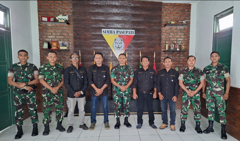 Silaturahmi Pengurus PSHT ke Komandan Baru Denkav 4/SP – IX Udayana Bali