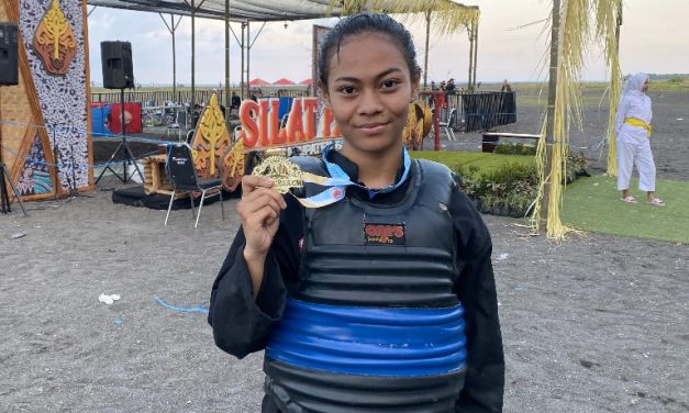 Atlet PSHT Bali Asal Timor Leste Raih Juara 1 “Silat On The Beach” se Jawa-Bali